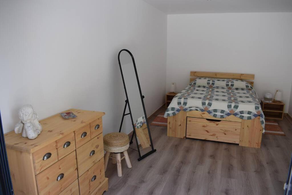 Appartement Neuf Et Independant Dans Rez-De-Villa Vallauris Exterior photo